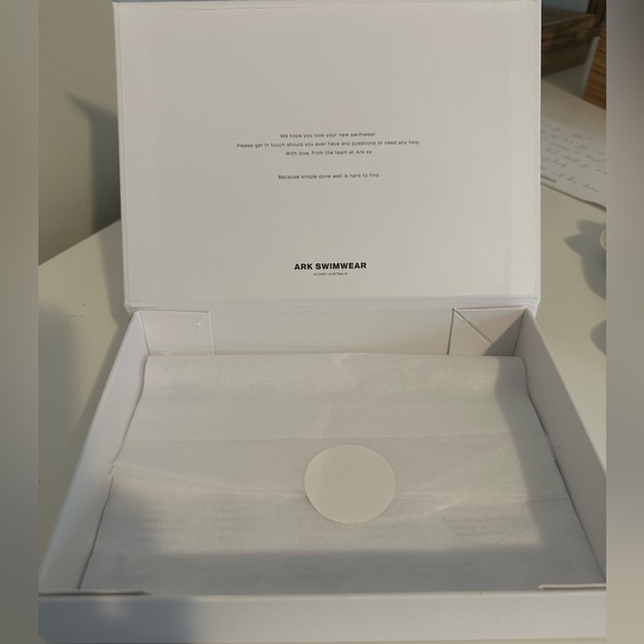 Ark white hybrid bikini - Picture 7 of 7